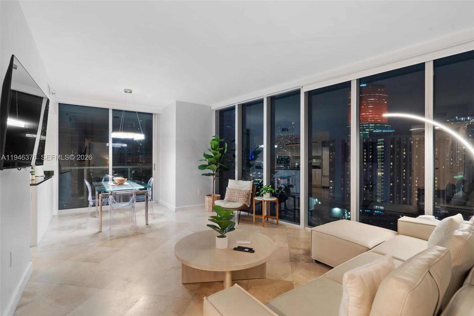 485 Brickell Ave #1804, Miami FL 33131