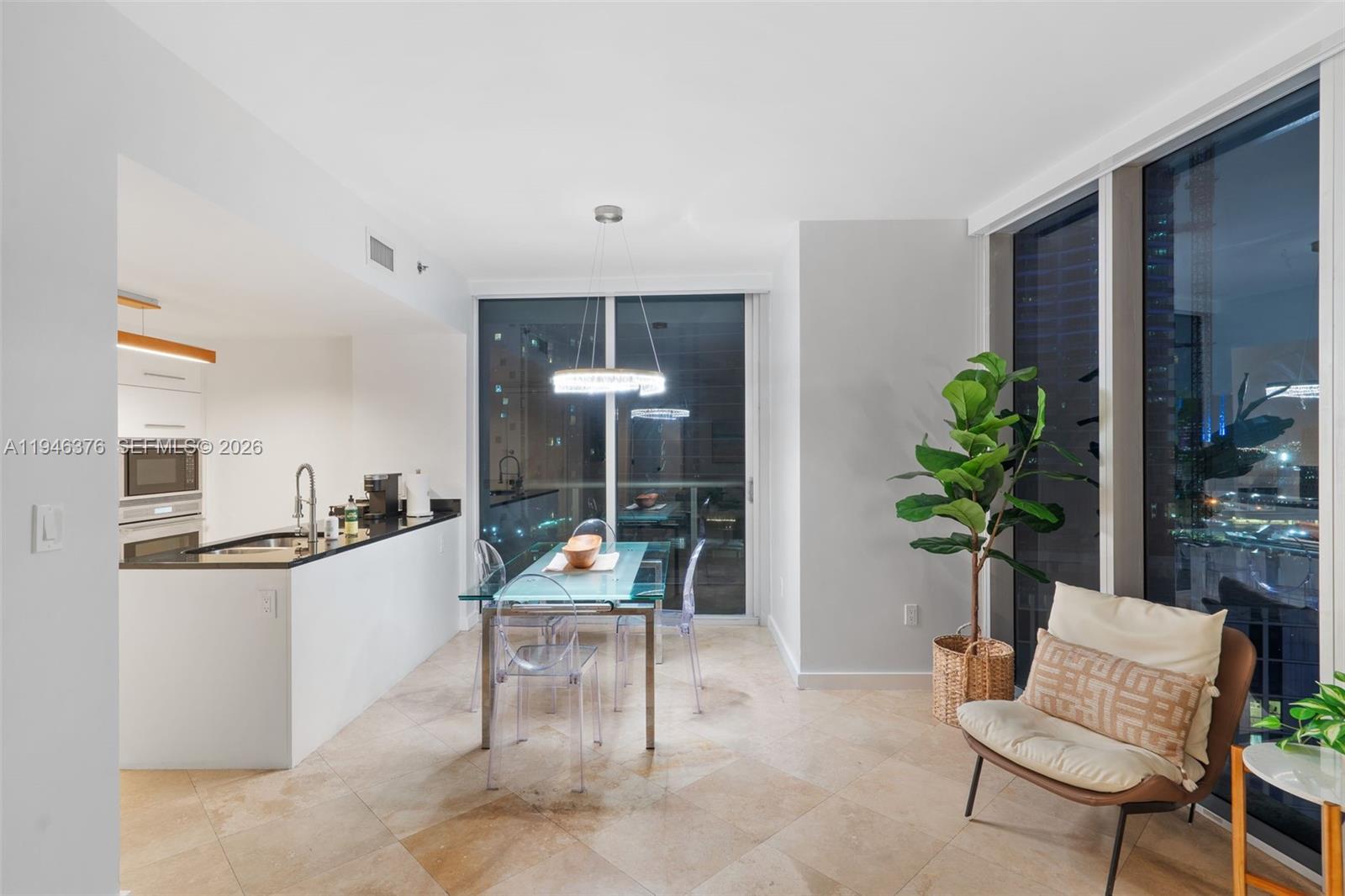 485 Brickell Ave #1804, Miami FL 33131