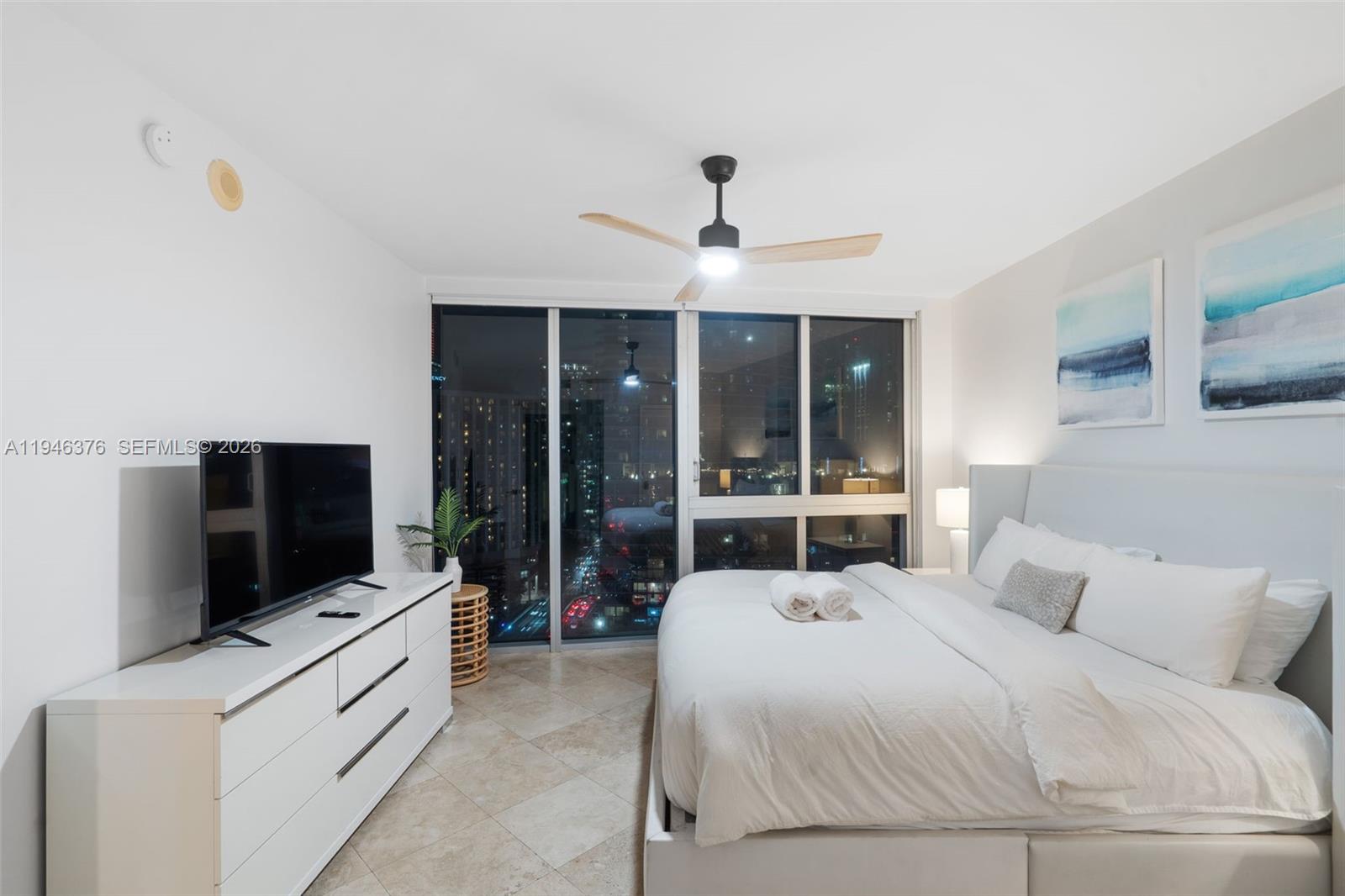485 Brickell Ave #1804, Miami FL 33131