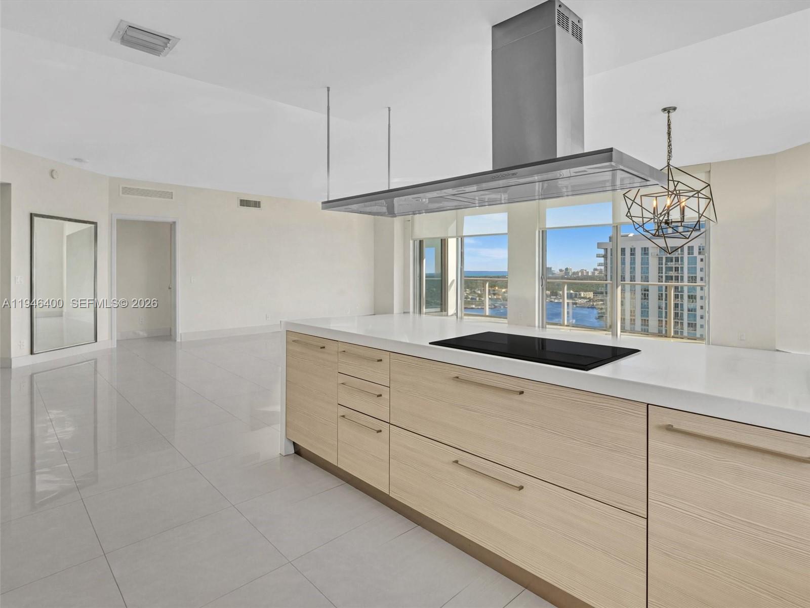 17301 Biscayne Blvd #2301, North Miami Beach FL 33160