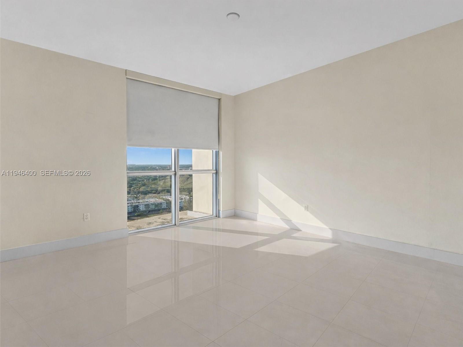 17301 Biscayne Blvd #2301, North Miami Beach FL 33160