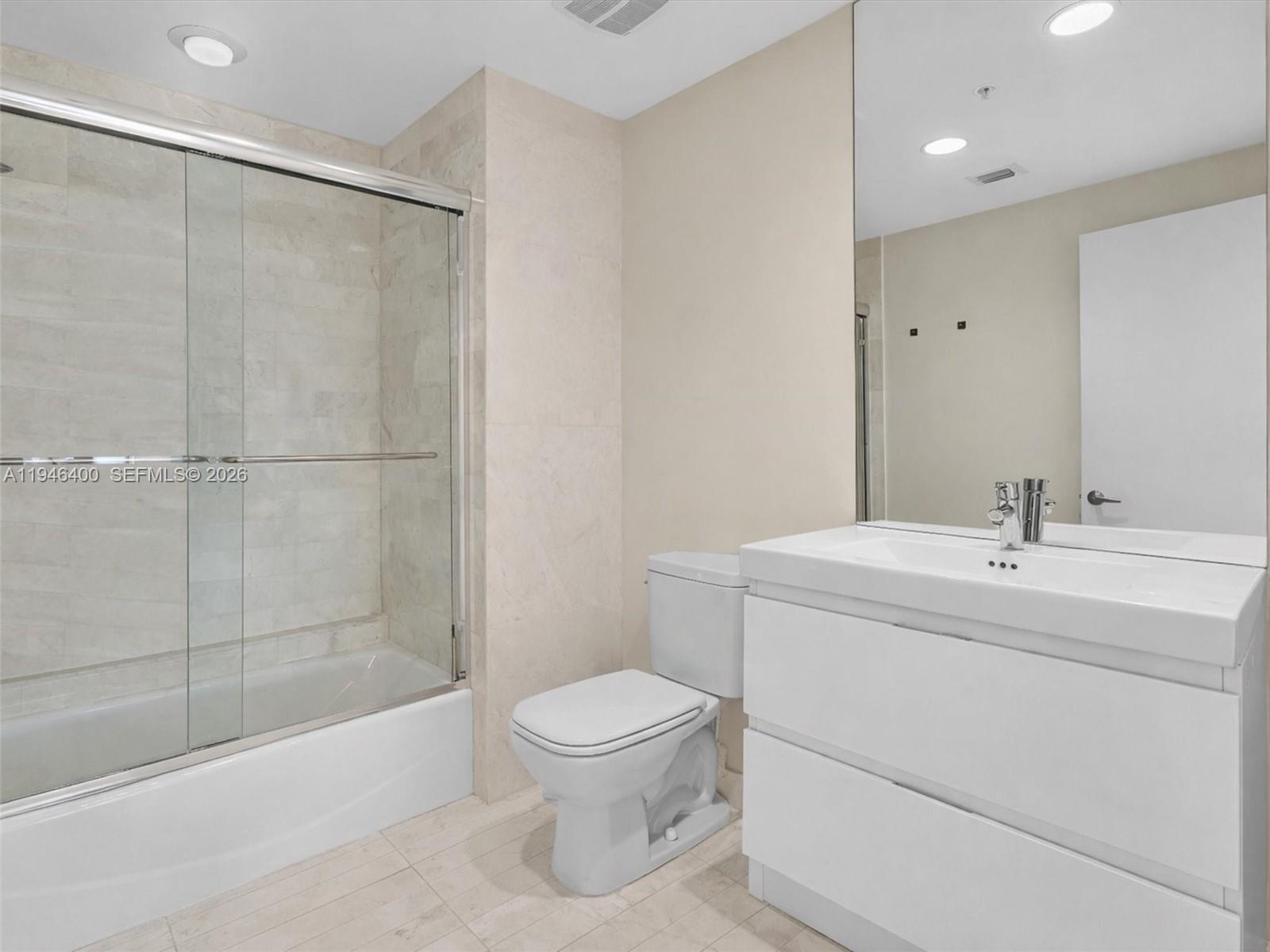 17301 Biscayne Blvd #2301, North Miami Beach FL 33160