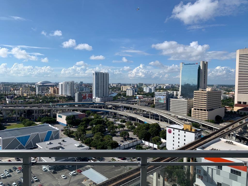 90 SW 3rd St #2305, Miami FL 33130