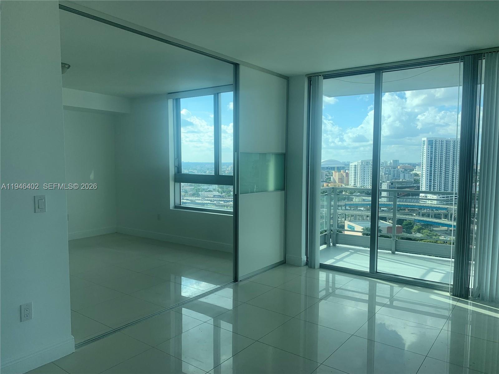 90 SW 3rd St #2305, Miami FL 33130