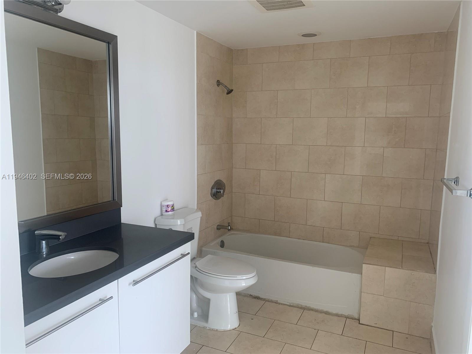 90 SW 3rd St #2305, Miami FL 33130