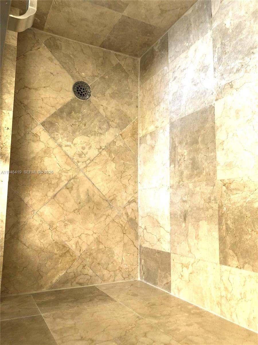 Bal Harbour FL 33154 - A11946419