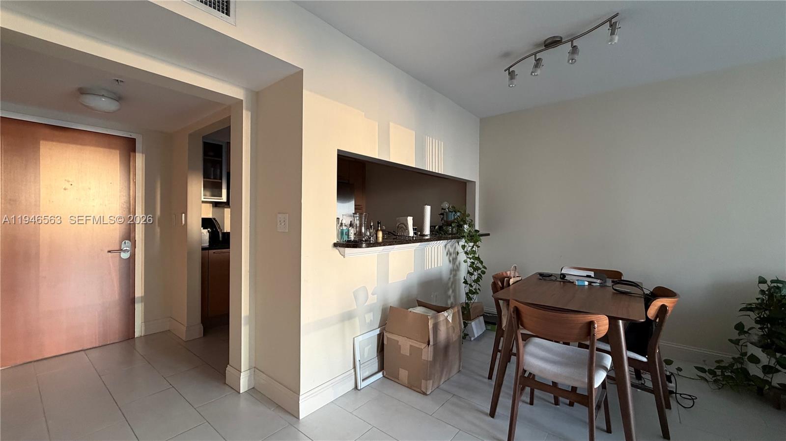 31 SE 5th St #2509, Miami FL 33131