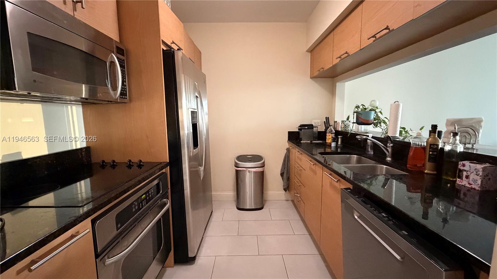 31 SE 5th St #2509, Miami FL 33131