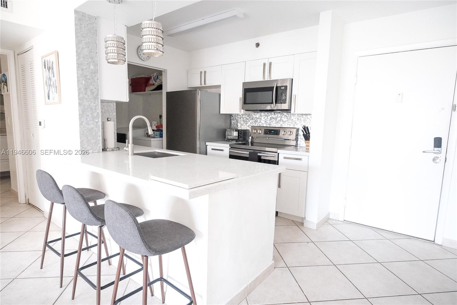 19701 E Country Club Dr #5605, Aventura FL 33180
