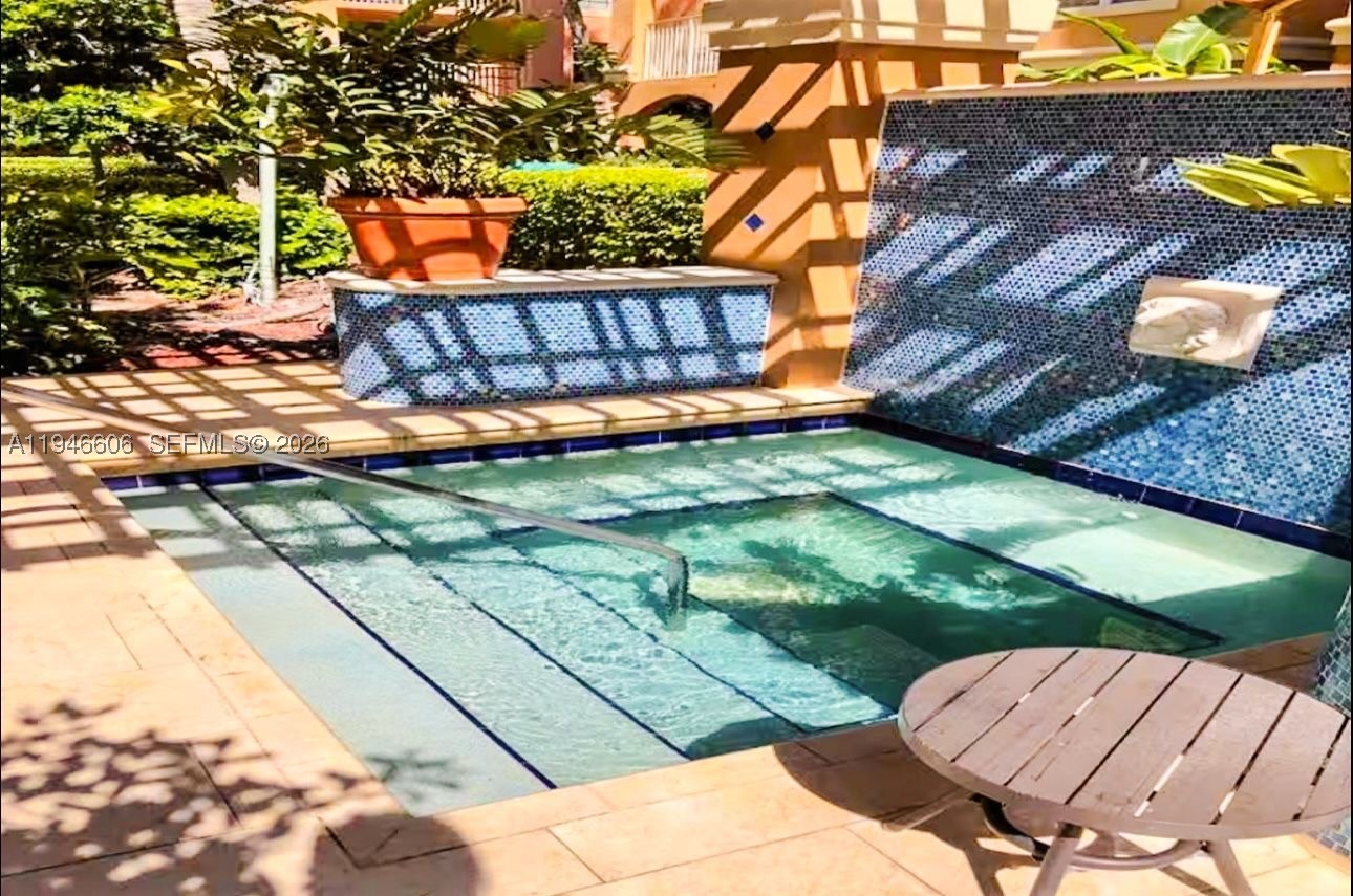 19701 E Country Club Dr #5605, Aventura FL 33180