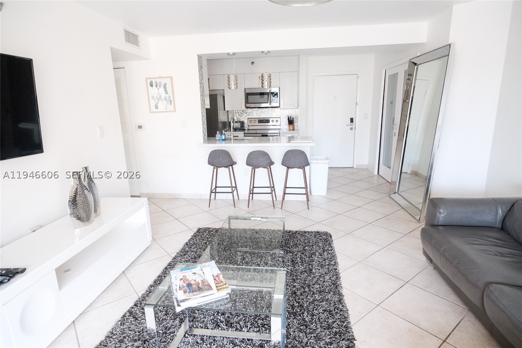 19701 E Country Club Dr #5605, Aventura FL 33180