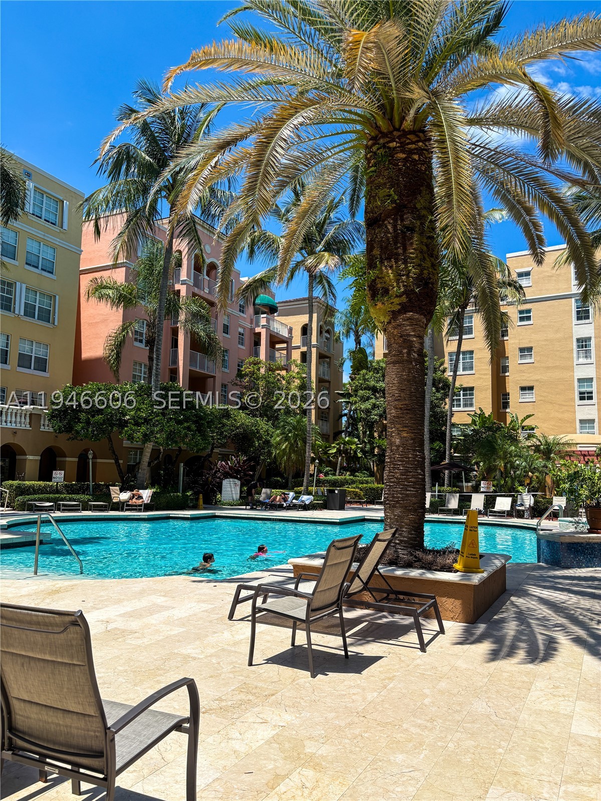 19701 E Country Club Dr #5605, Aventura FL 33180