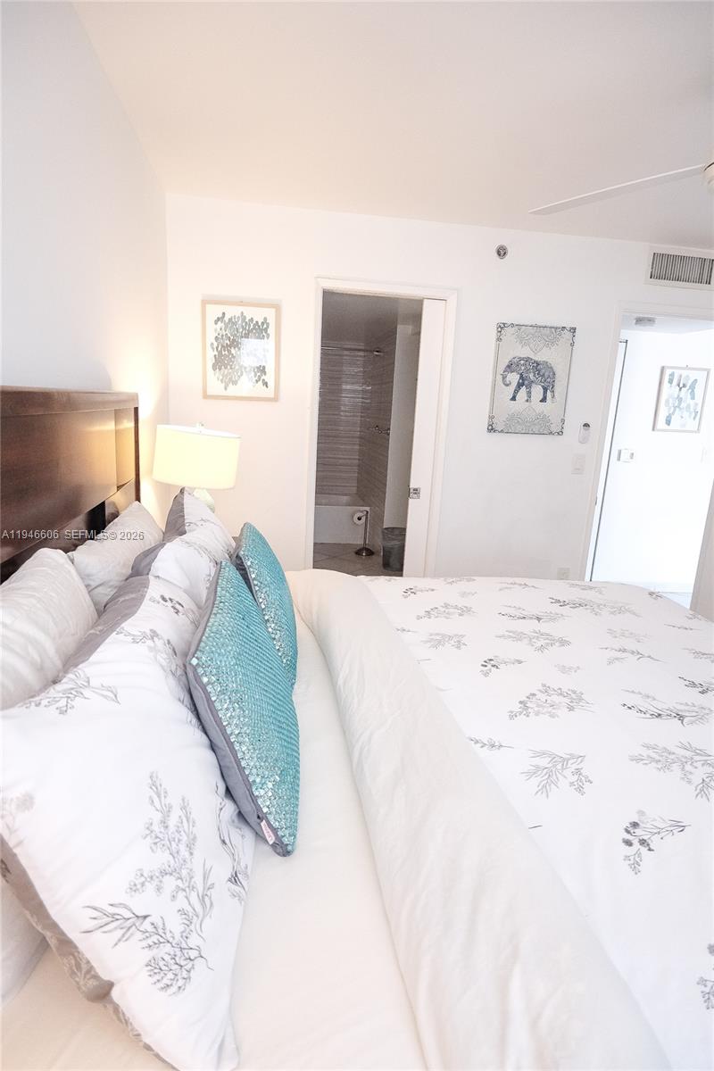 19701 E Country Club Dr #5605, Aventura FL 33180
