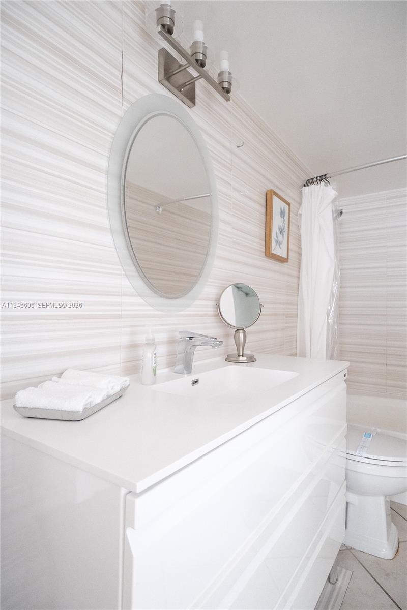 19701 E Country Club Dr #5605, Aventura FL 33180