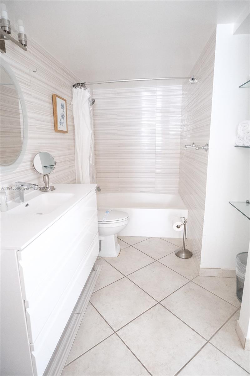19701 E Country Club Dr #5605, Aventura FL 33180