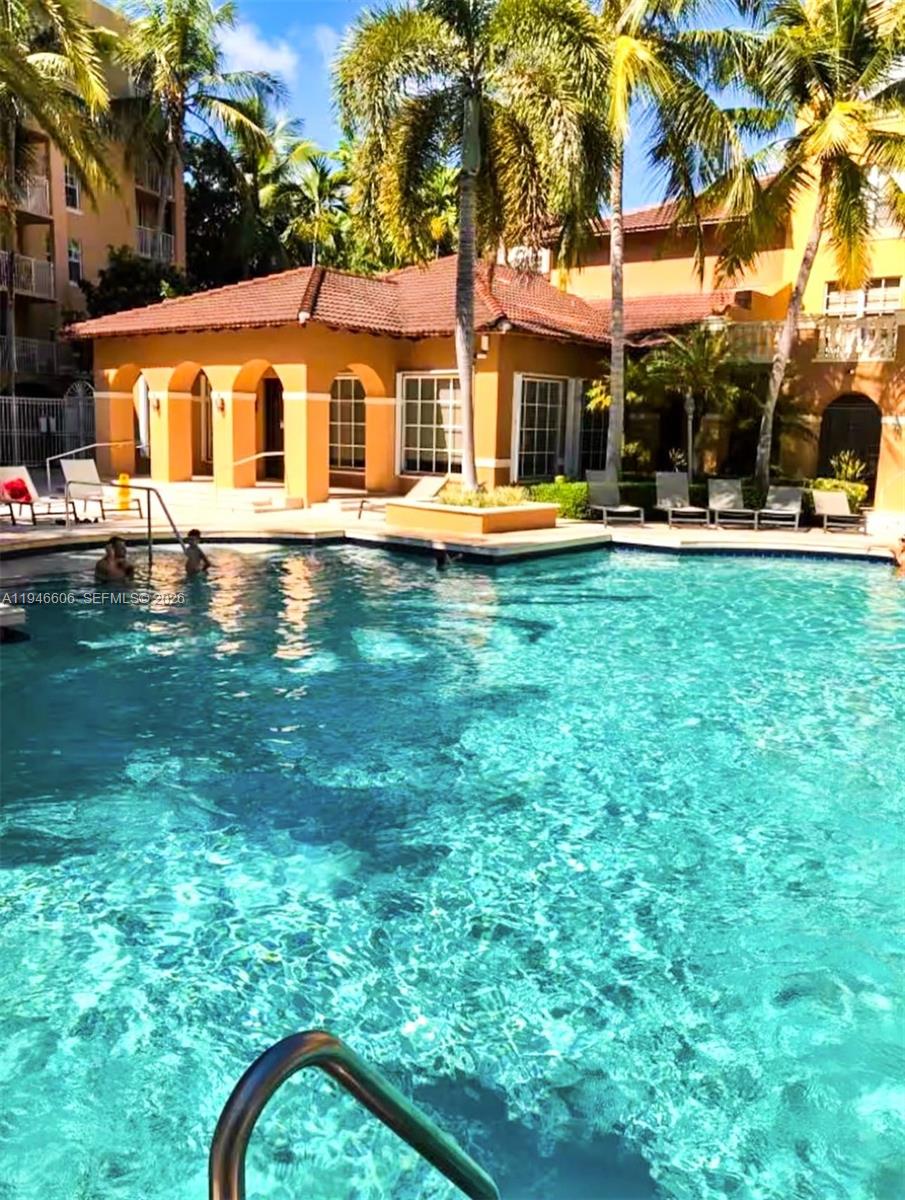 19701 E Country Club Dr #5605, Aventura FL 33180