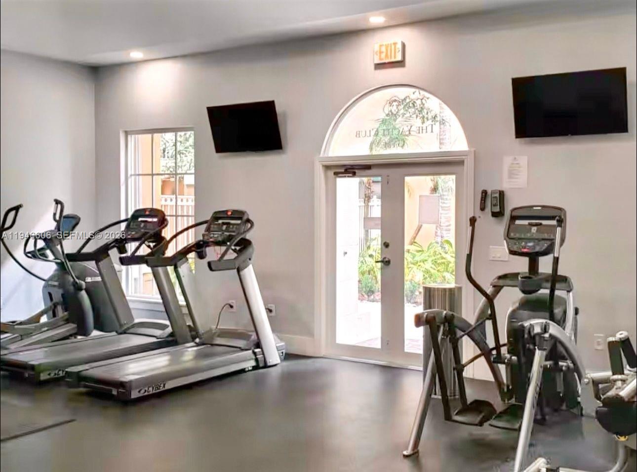 19701 E Country Club Dr #5605, Aventura FL 33180