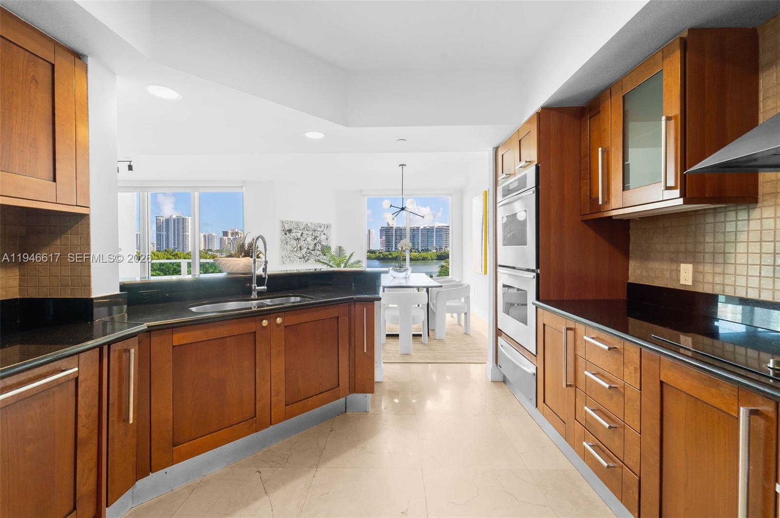 3301 NE 183rd St #508, Aventura FL 33160