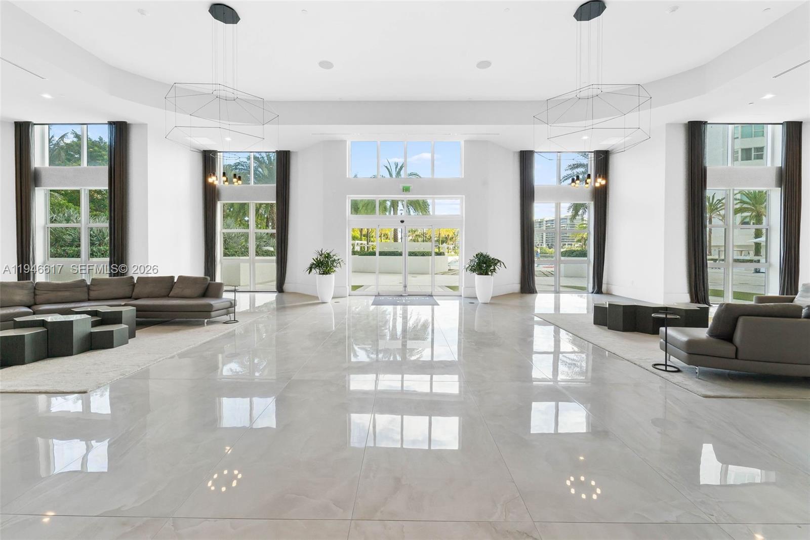 3301 NE 183rd St #508, Aventura FL 33160