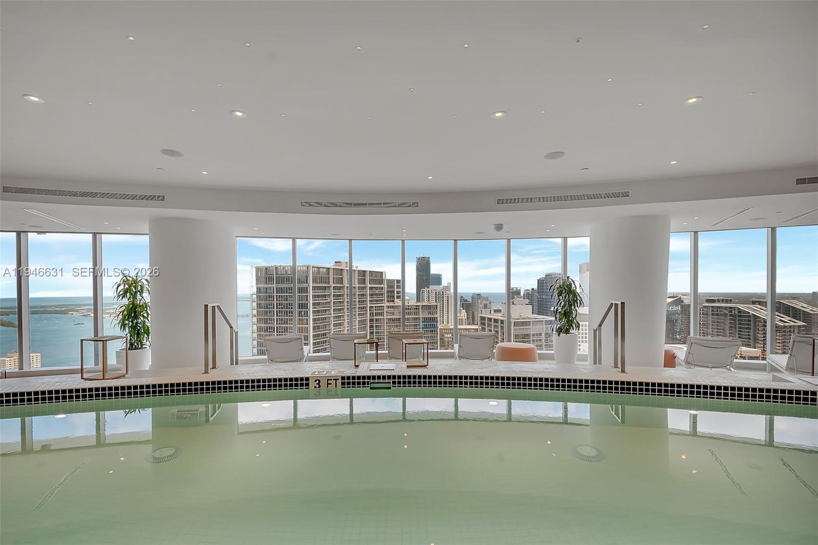 300 Biscayne Blvd Way #2808, Miami FL 33131