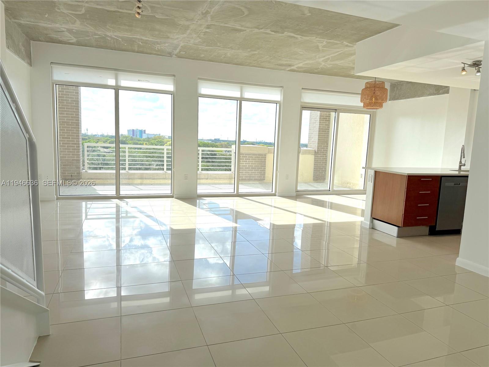 3250 NE 1st Ave #547, Miami FL 33137