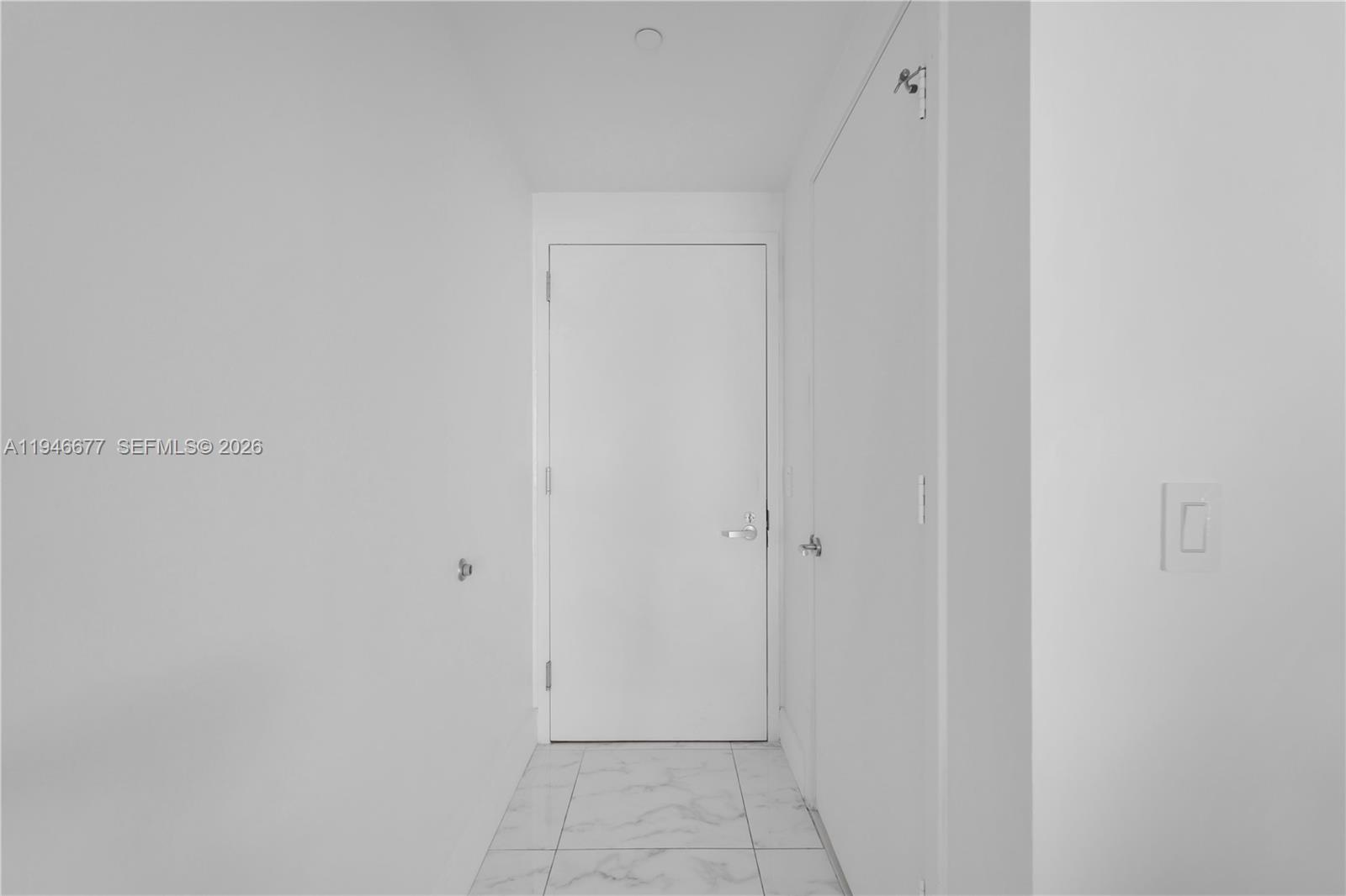 460 NE 28th St #3002, Miami FL 33137