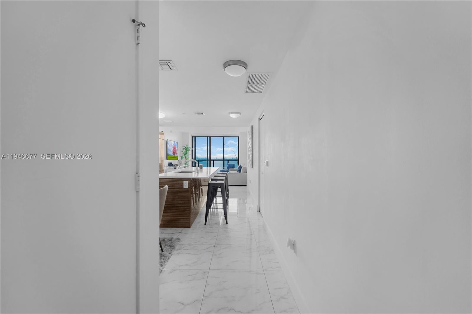 460 NE 28th St #3002, Miami FL 33137