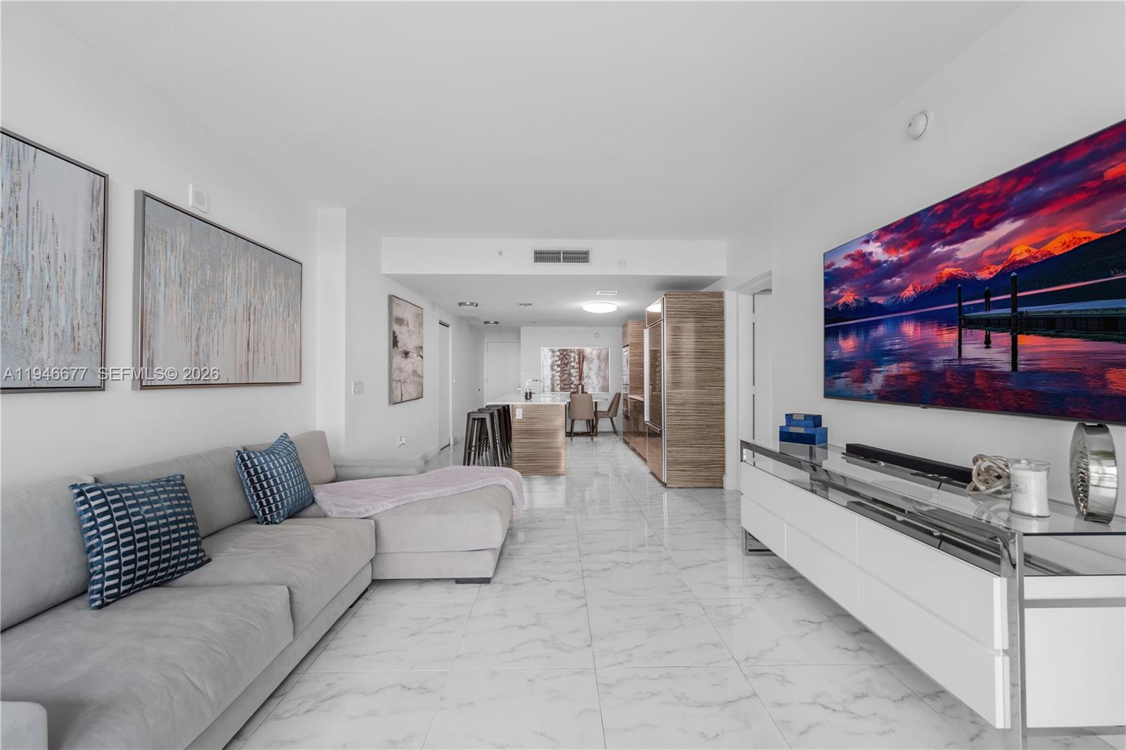 460 NE 28th St #3002, Miami FL 33137
