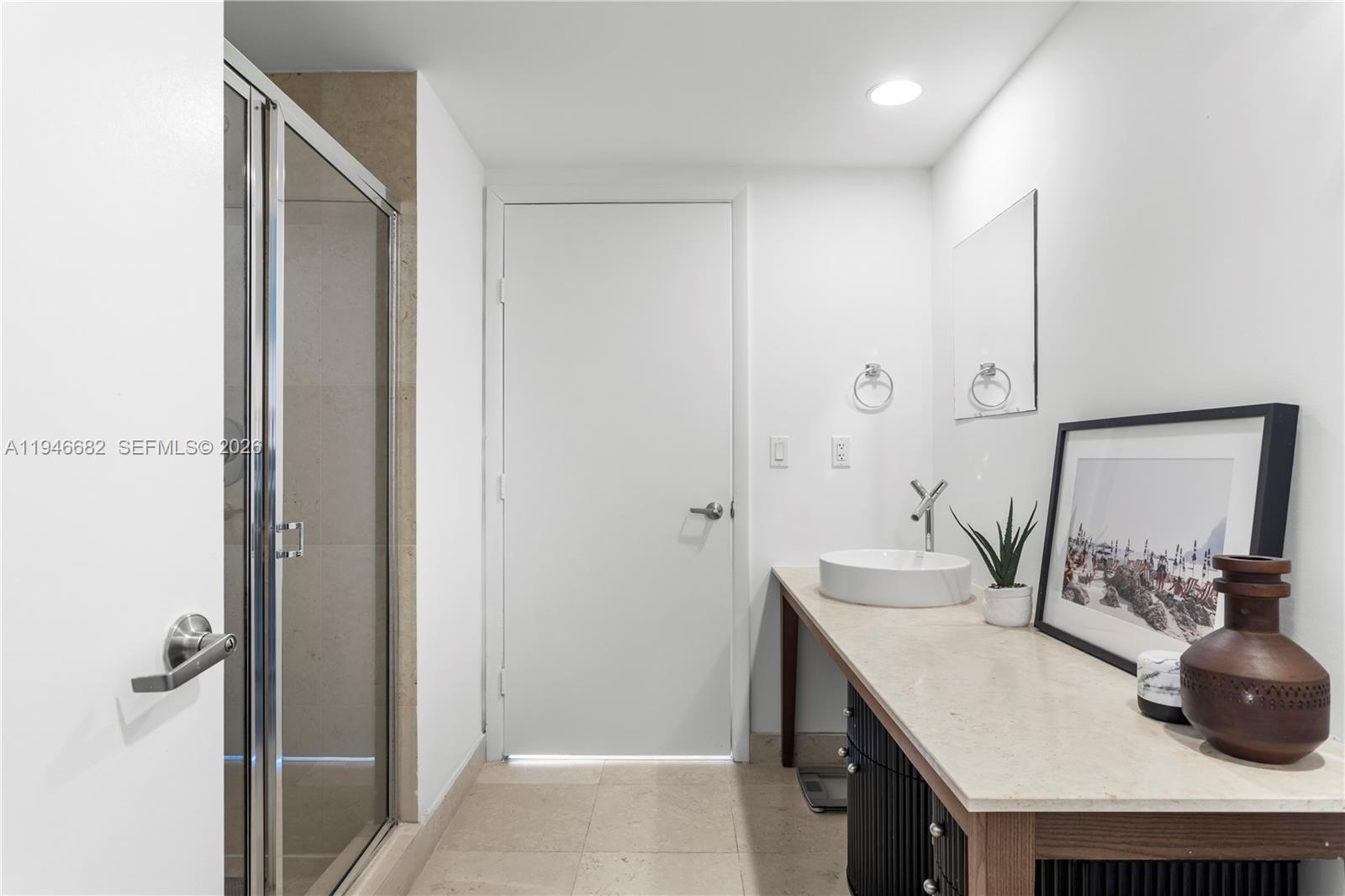 465 Brickell Ave #5505, Miami FL 33131