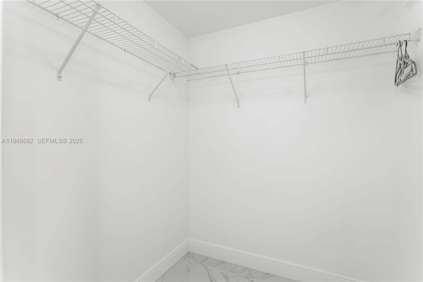 465 Brickell Ave #5505, Miami FL 33131