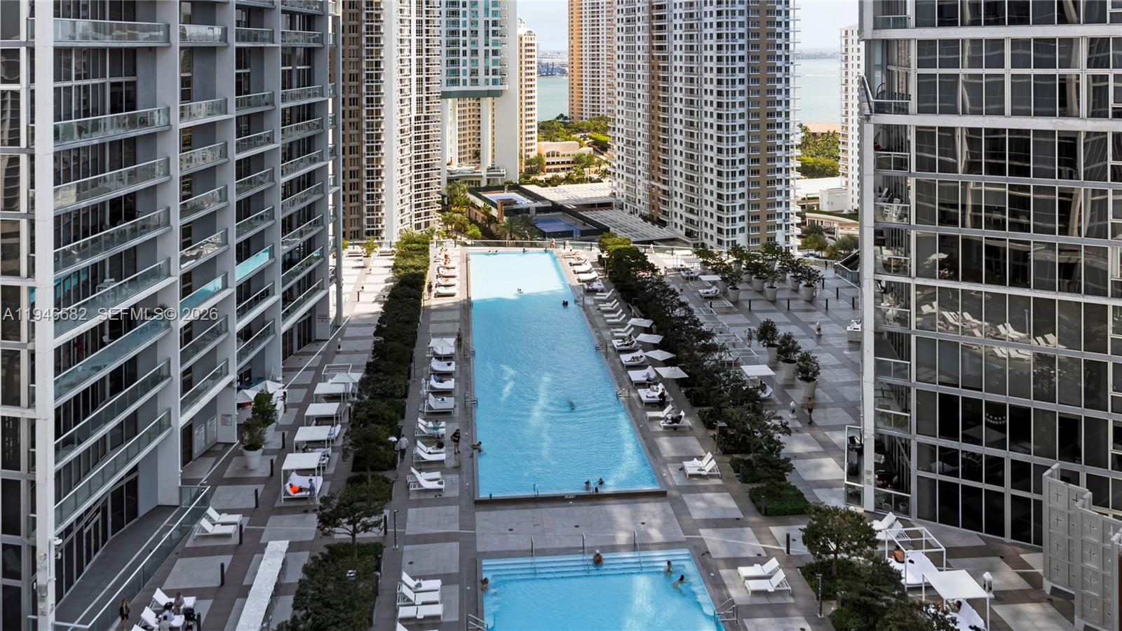 465 Brickell Ave #5505, Miami FL 33131