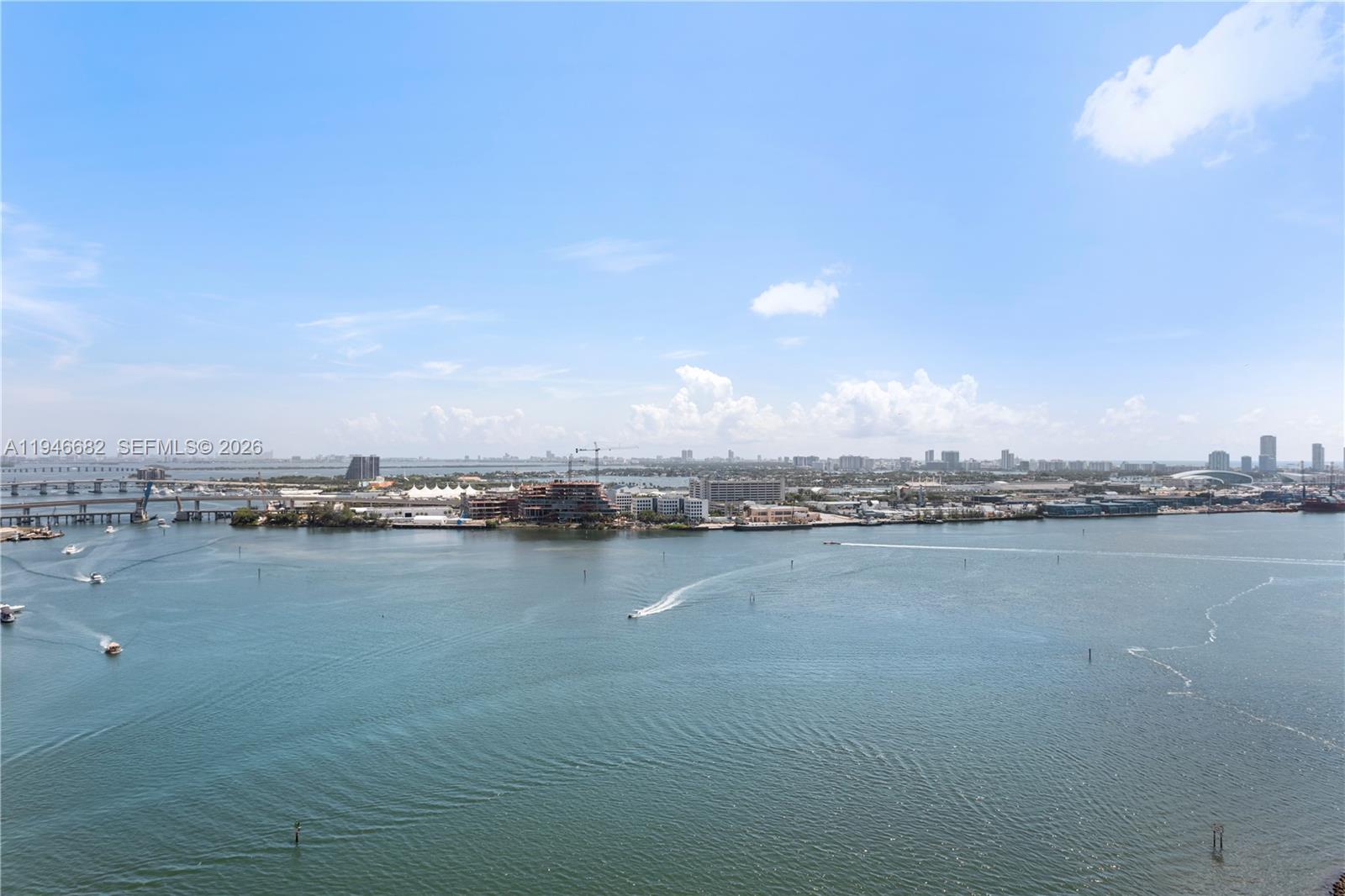 465 Brickell Ave #5505, Miami FL 33131