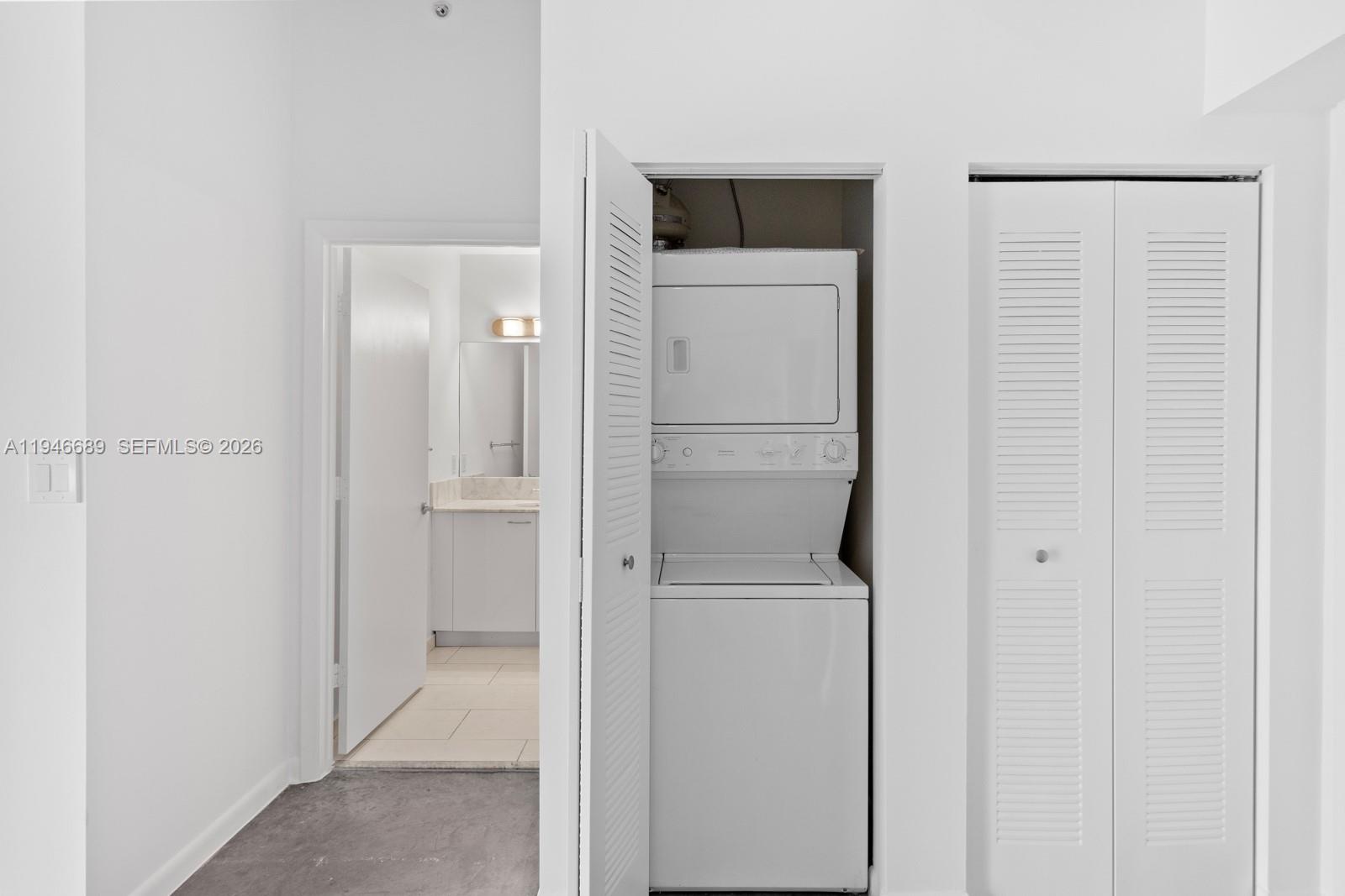 133 NE 2nd Ave #708, Miami FL 33132