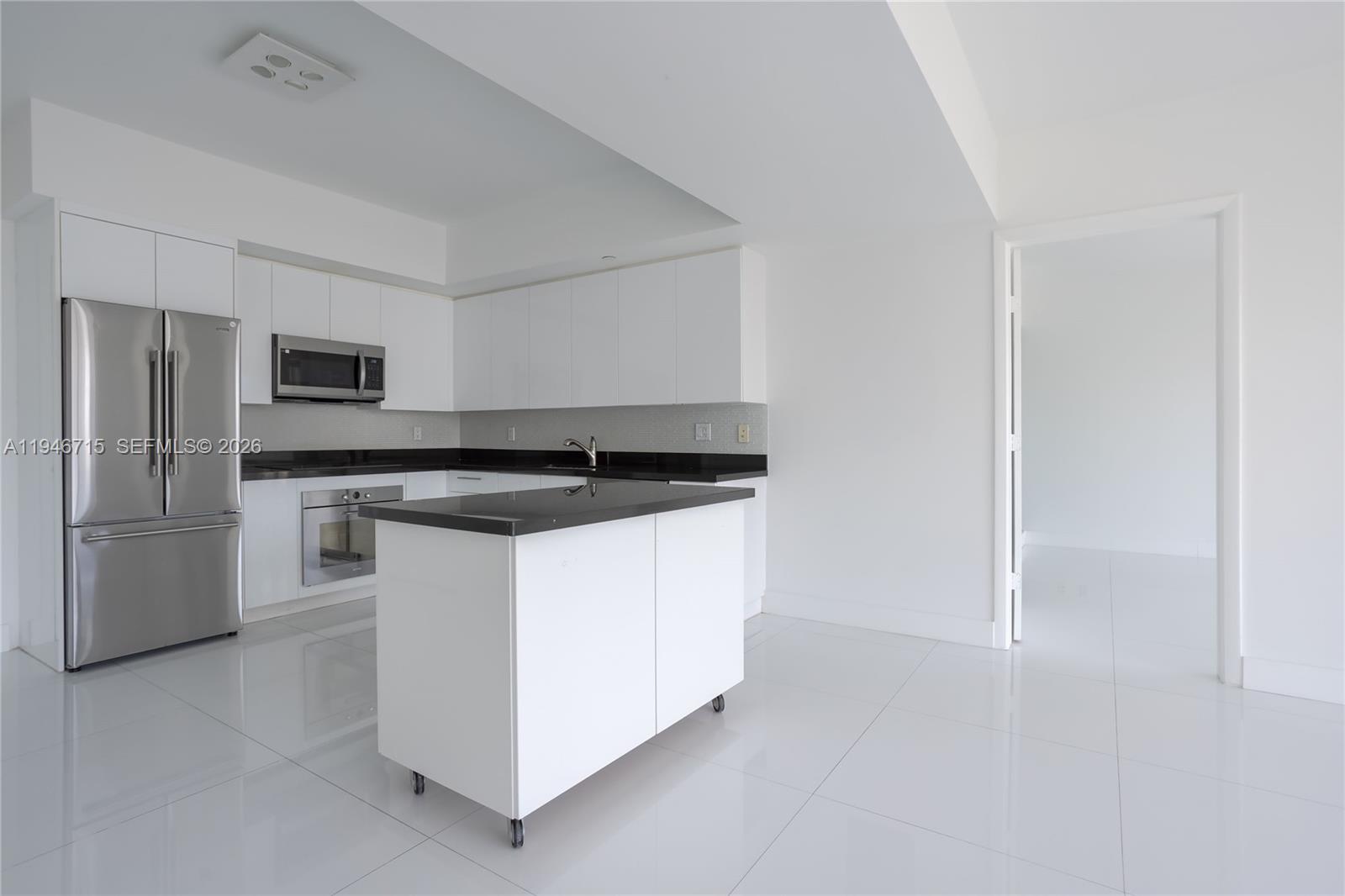 92 SW 3rd St #3512, Miami FL 33130