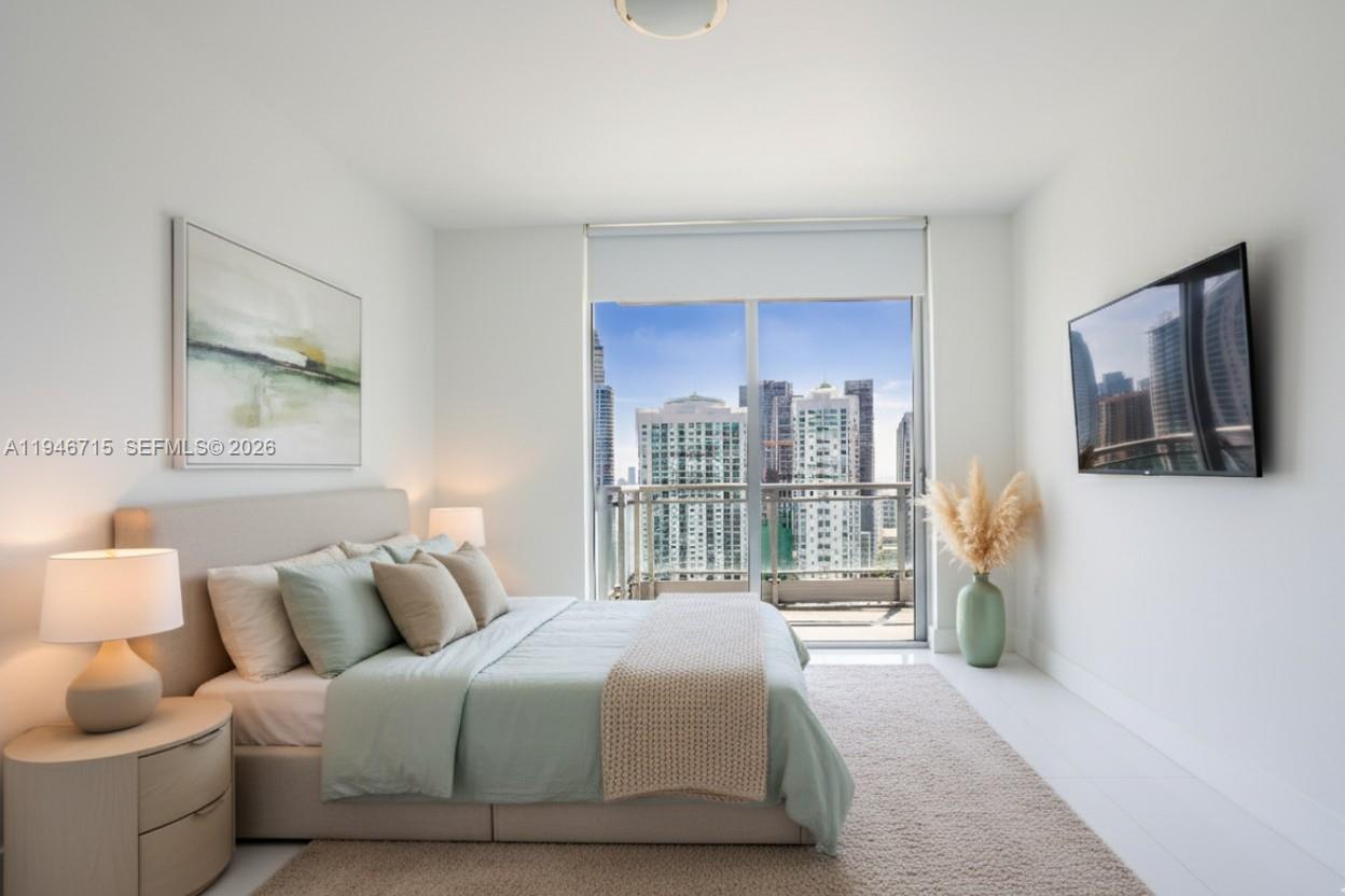 92 SW 3rd St #3512, Miami FL 33130