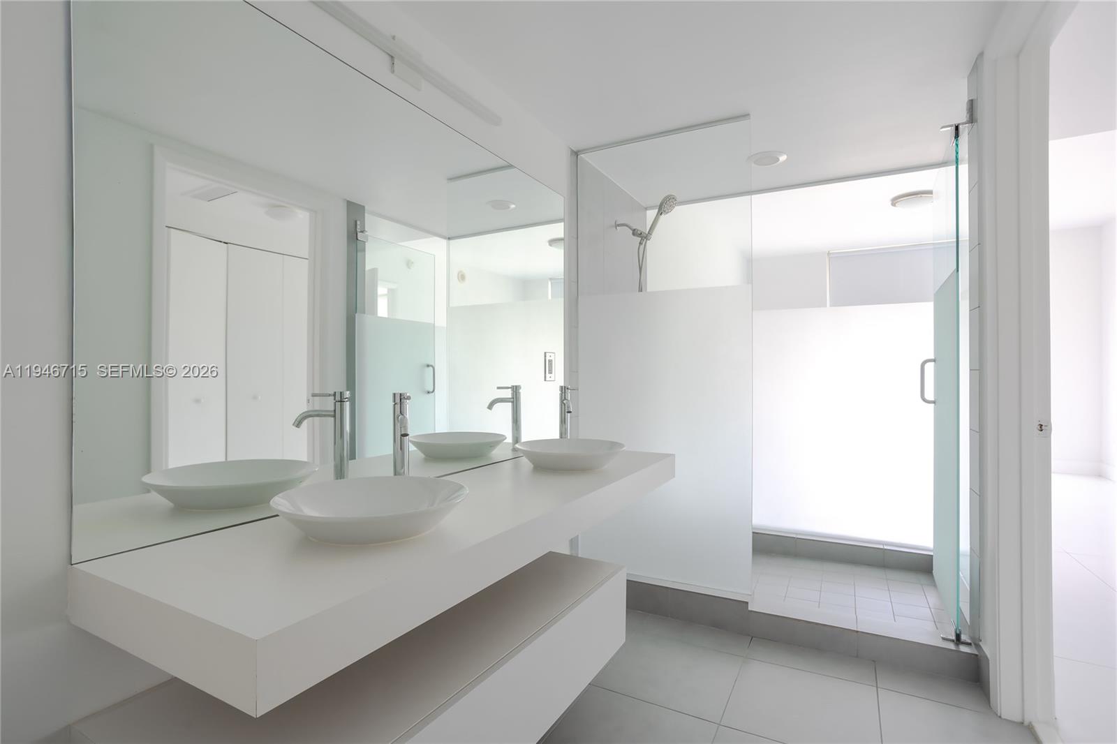 92 SW 3rd St #3512, Miami FL 33130