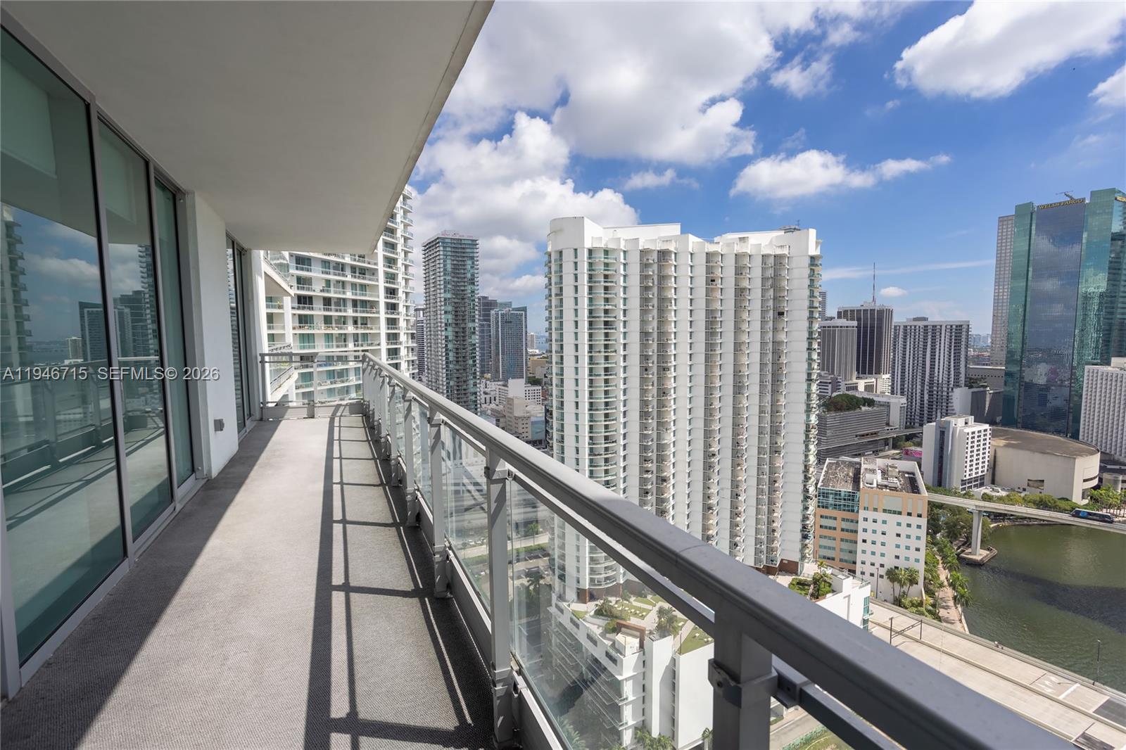 92 SW 3rd St #3512, Miami FL 33130