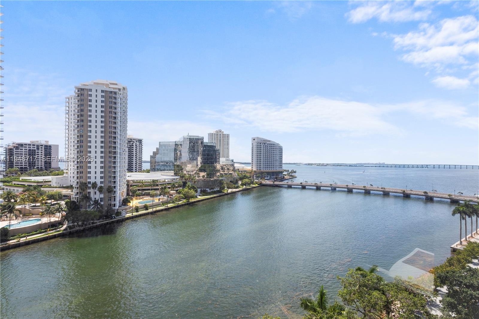495 Brickell Ave #1001, Miami FL 33131