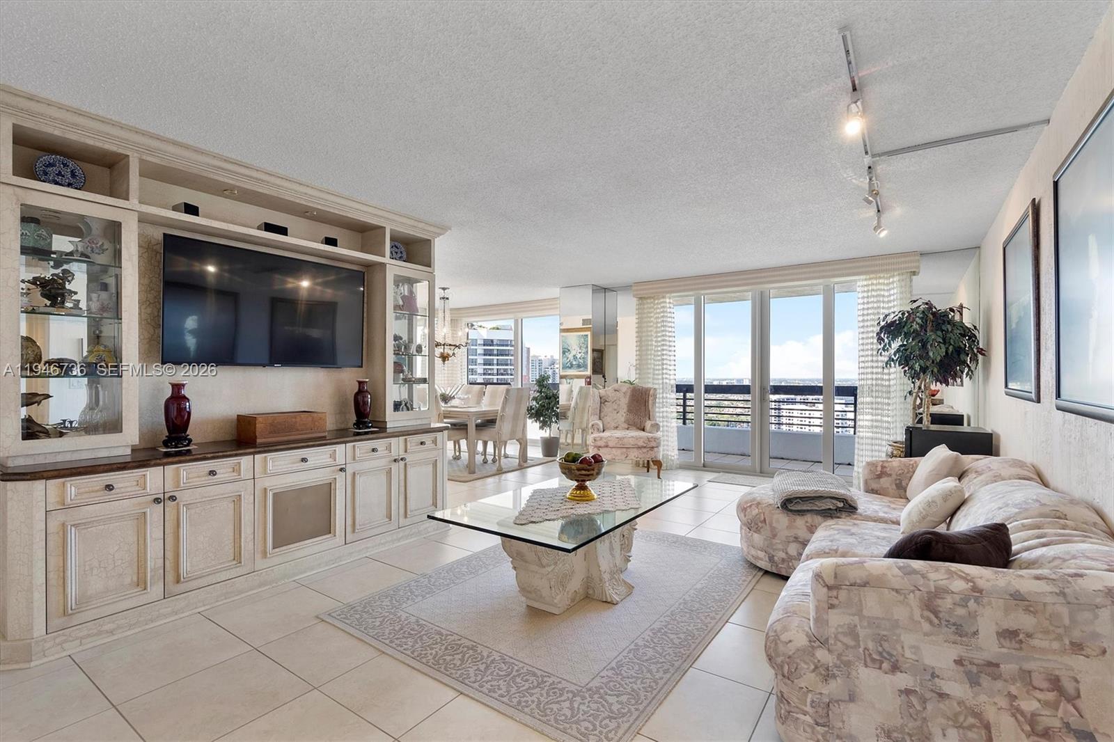 3500 Mystic Pointe Dr #3101, Aventura FL 33180