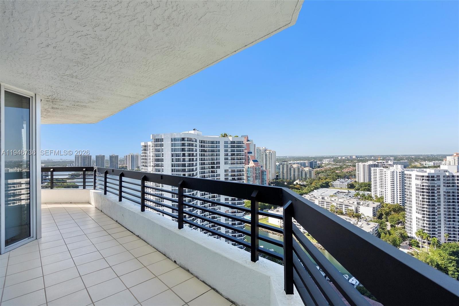 3500 Mystic Pointe Dr #3101, Aventura FL 33180