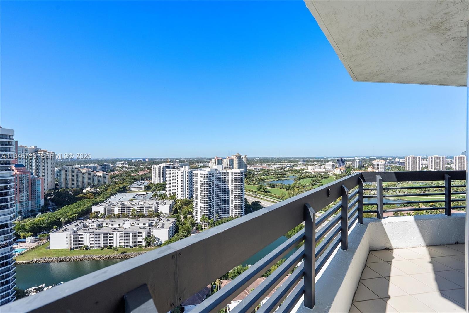 3500 Mystic Pointe Dr #3101, Aventura FL 33180