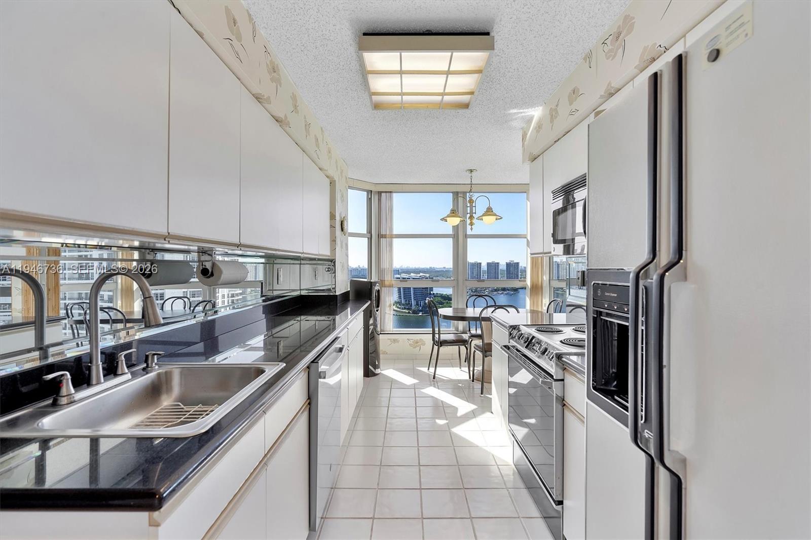 3500 Mystic Pointe Dr #3101, Aventura FL 33180
