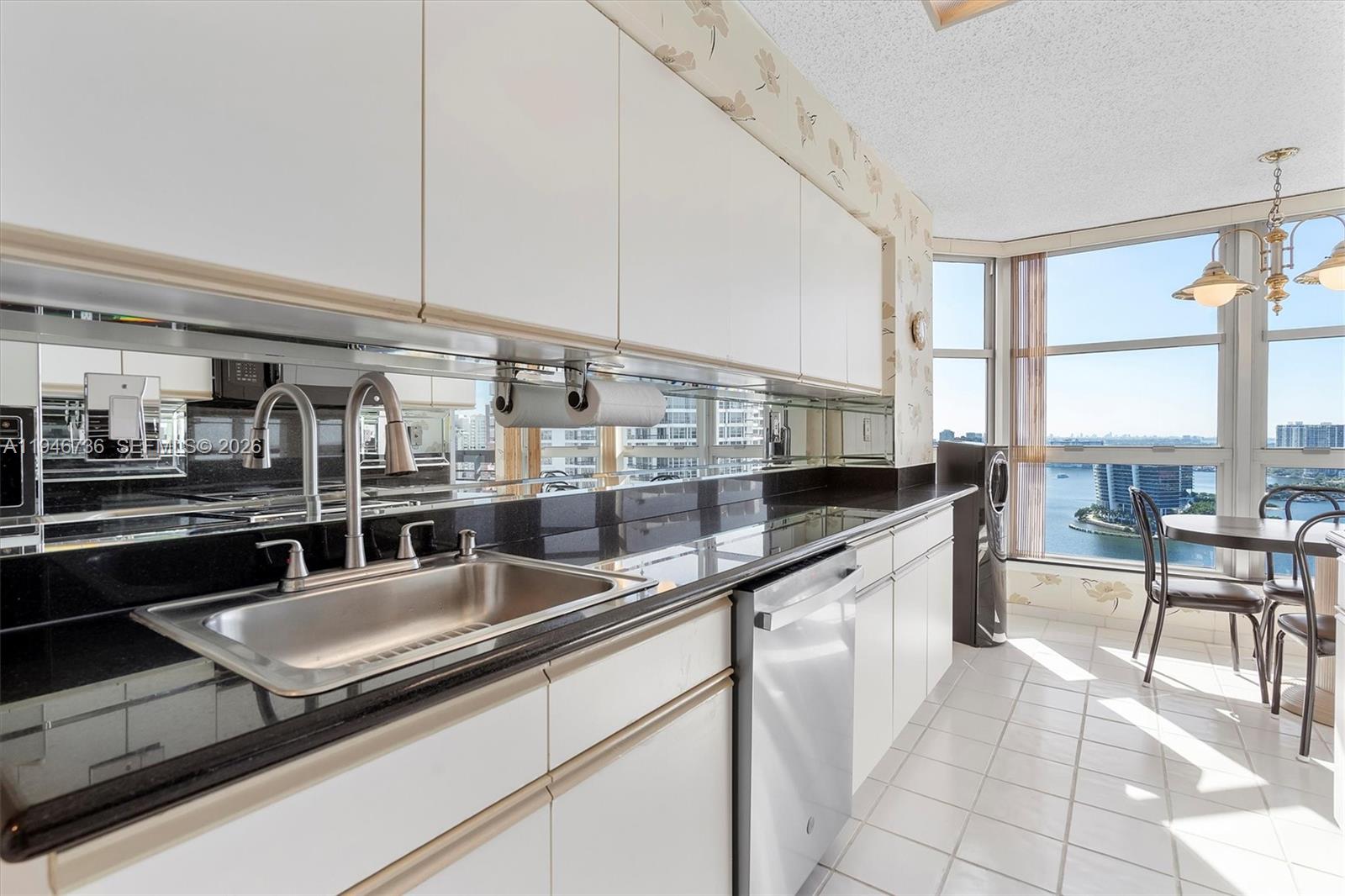 3500 Mystic Pointe Dr #3101, Aventura FL 33180