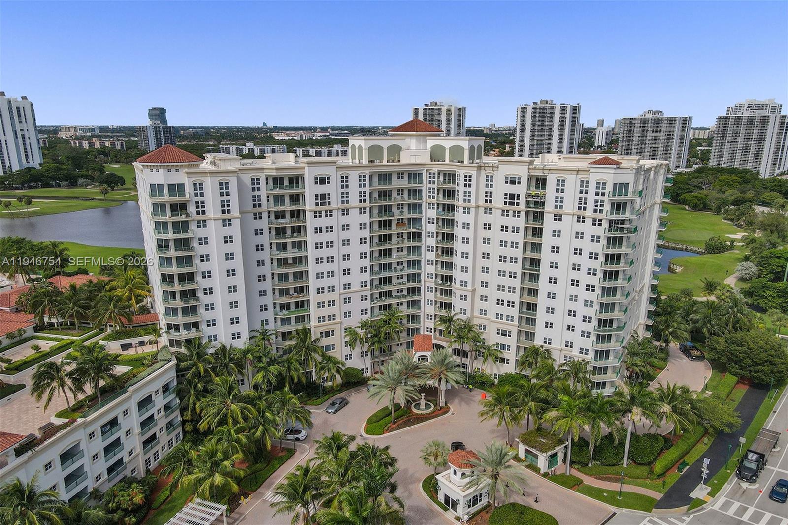 20000 E Country Club Dr #1014, Aventura FL 33180