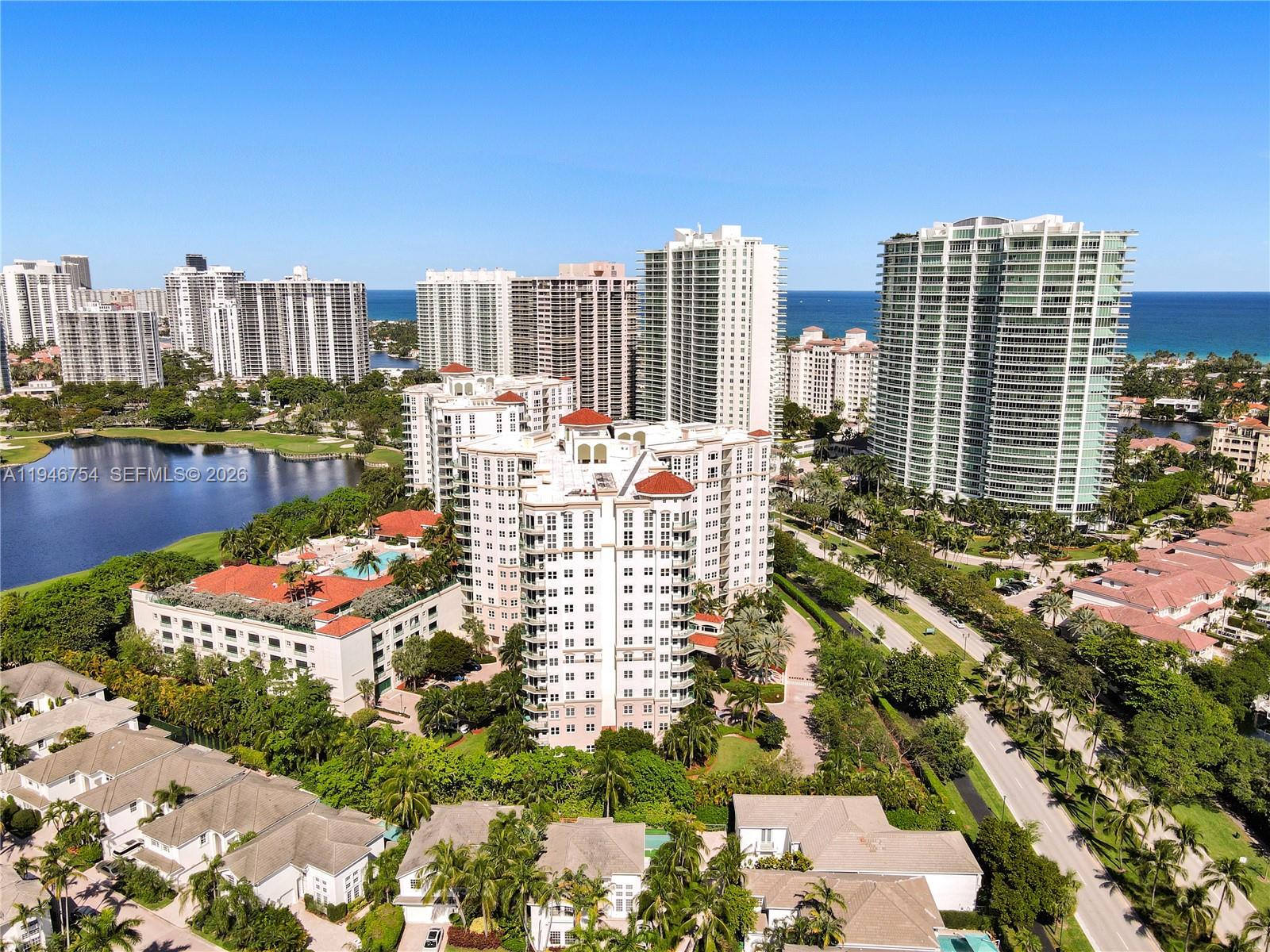 20000 E Country Club Dr #1014, Aventura FL 33180