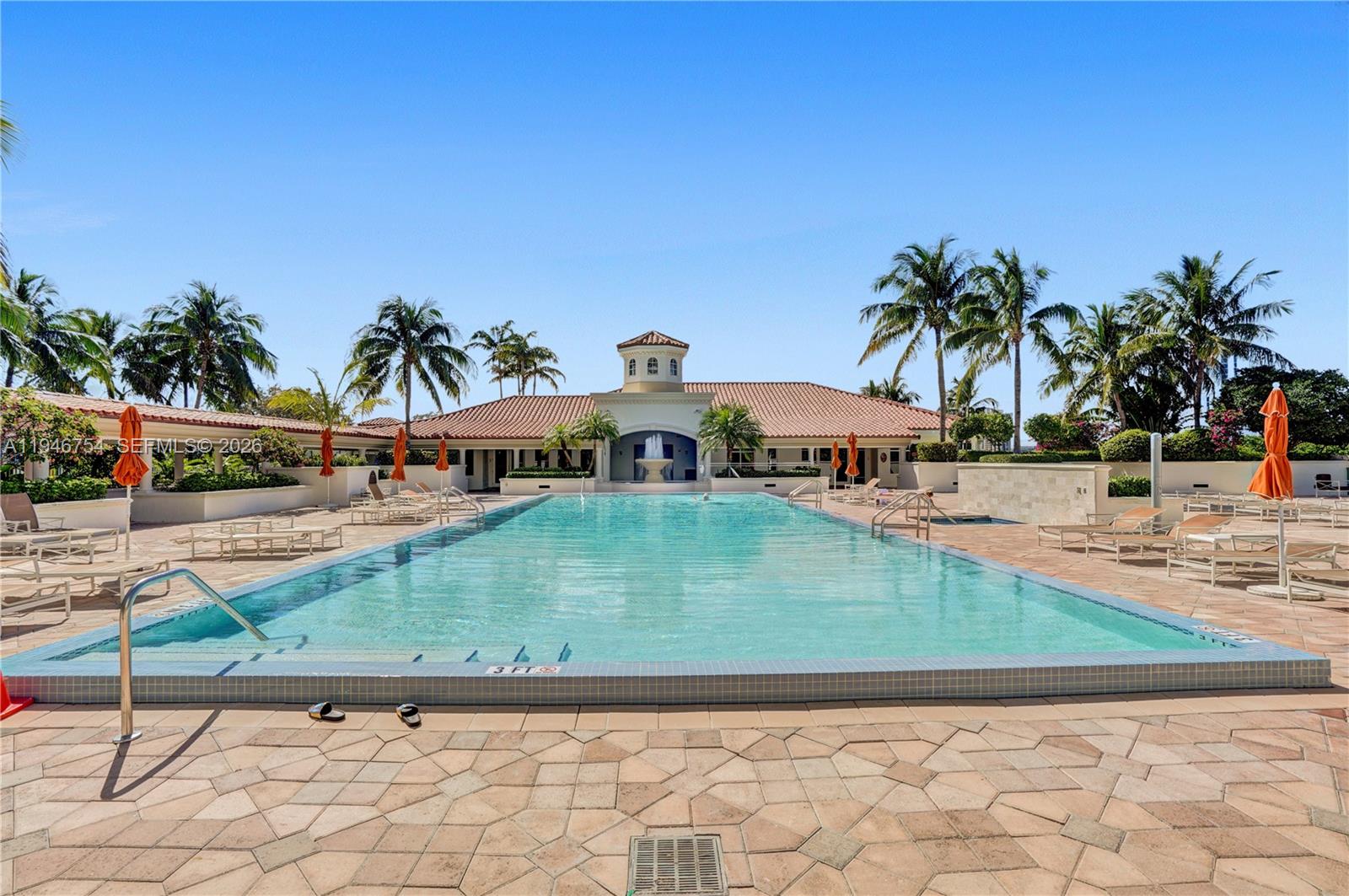 20000 E Country Club Dr #1014, Aventura FL 33180