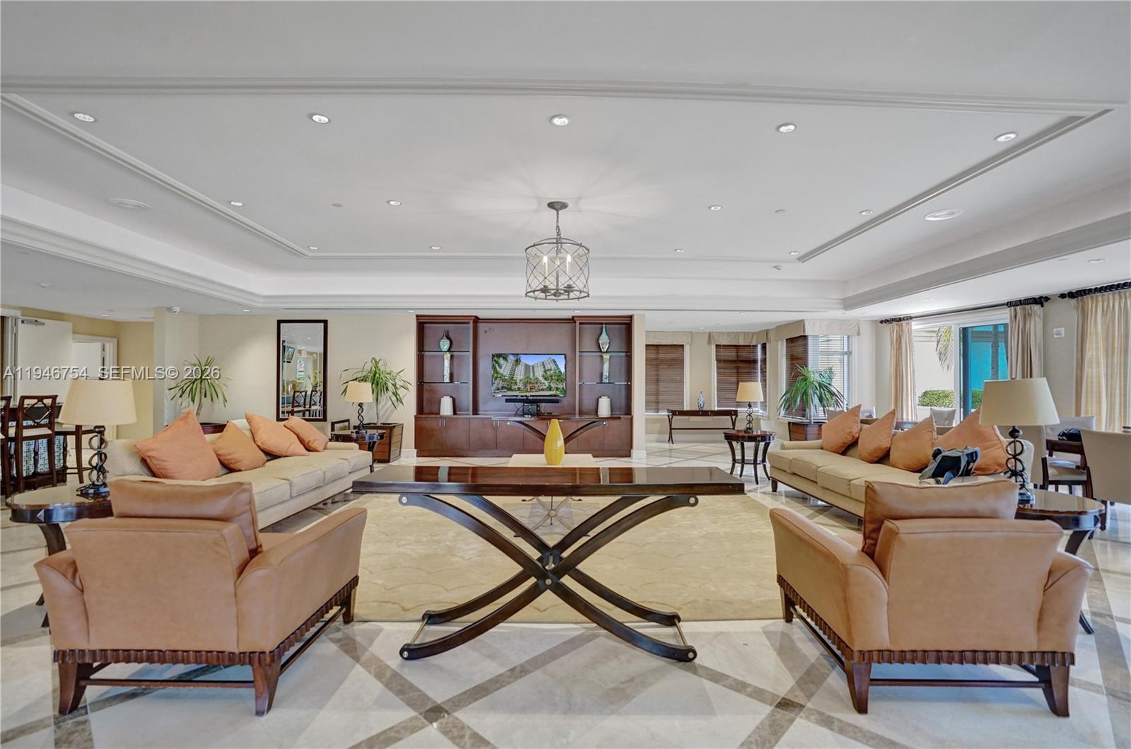 20000 E Country Club Dr #1014, Aventura FL 33180