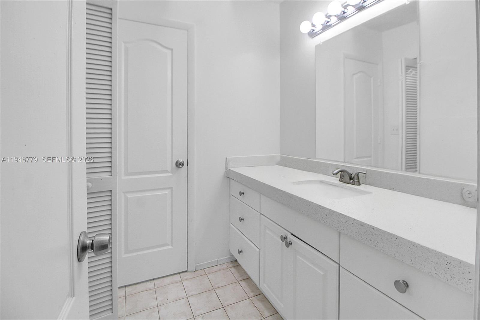 7961 SW 198th St, Cutler Bay FL 33189