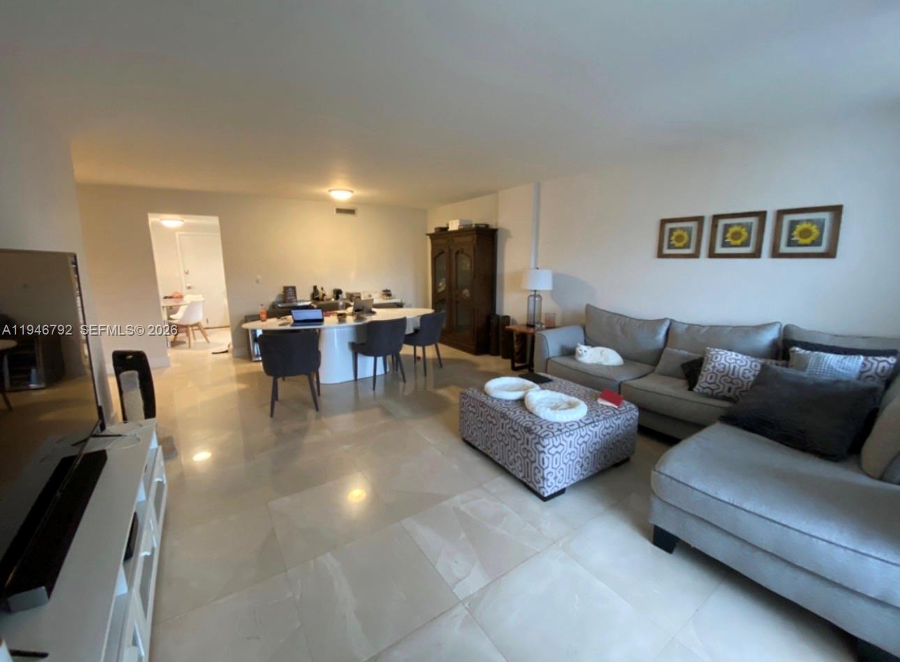 155 Ocean Lane Dr #611, Key Biscayne FL 33149
