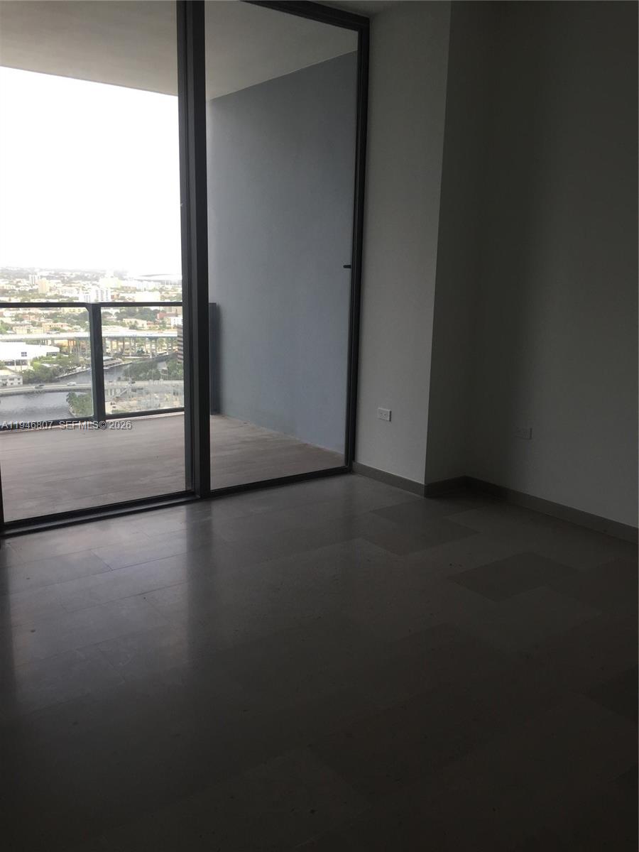 68 SE 6 #2504, Miami FL 33131